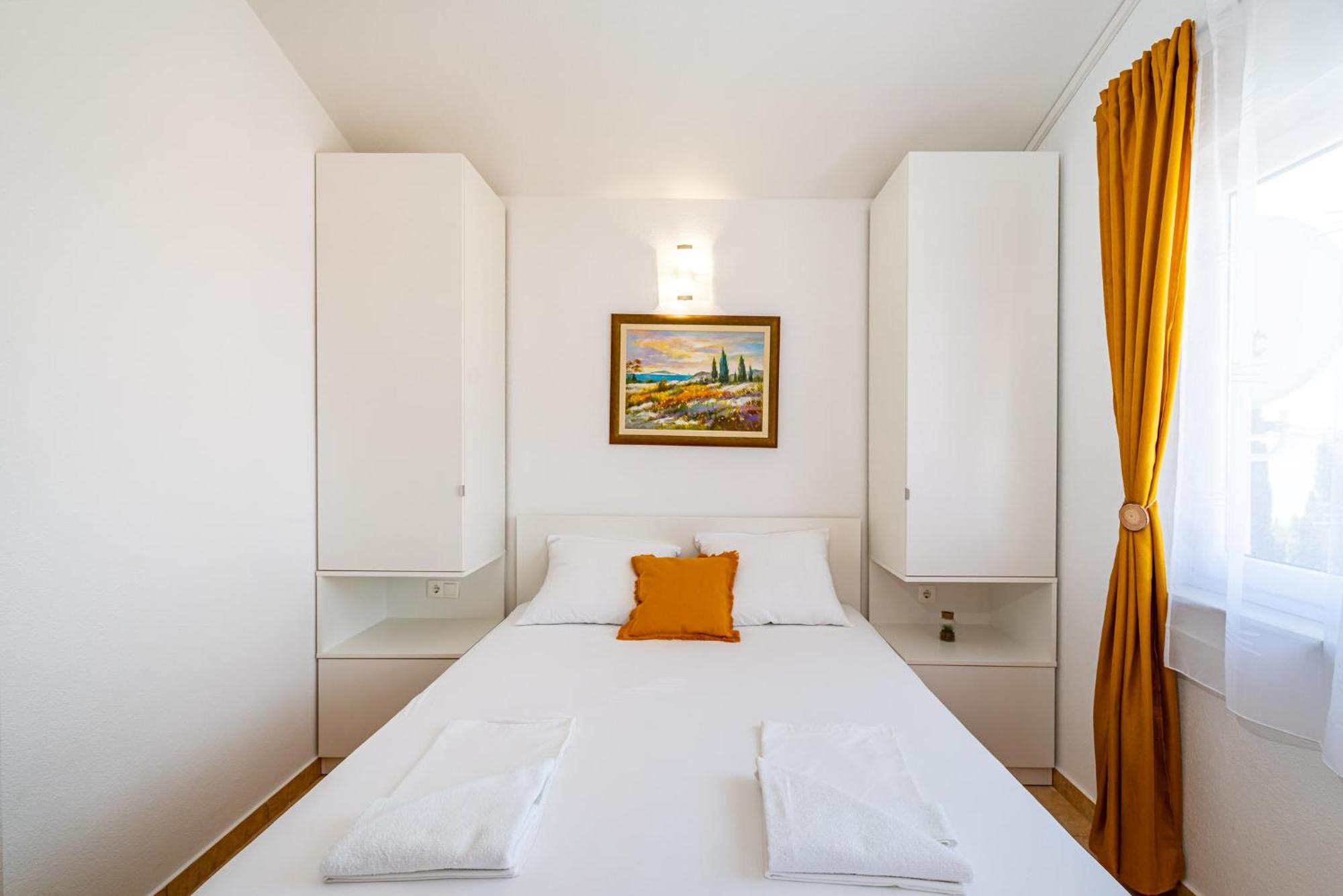 Apartments Prkacin 2 Стариград-Пакленица Экстерьер фото